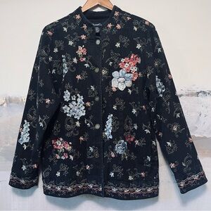 Denim & Co Black Denim Jacket Size L Floral Embroidered BOHO Pockets Lined Artsy